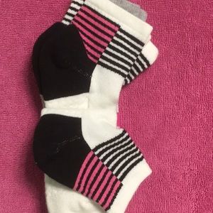 HUE Accessories - Women’s Socks HUE Accessories - Women’s Socks